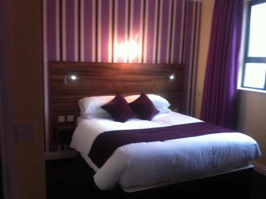 Mourne Country Hotel Нюри Стая снимка